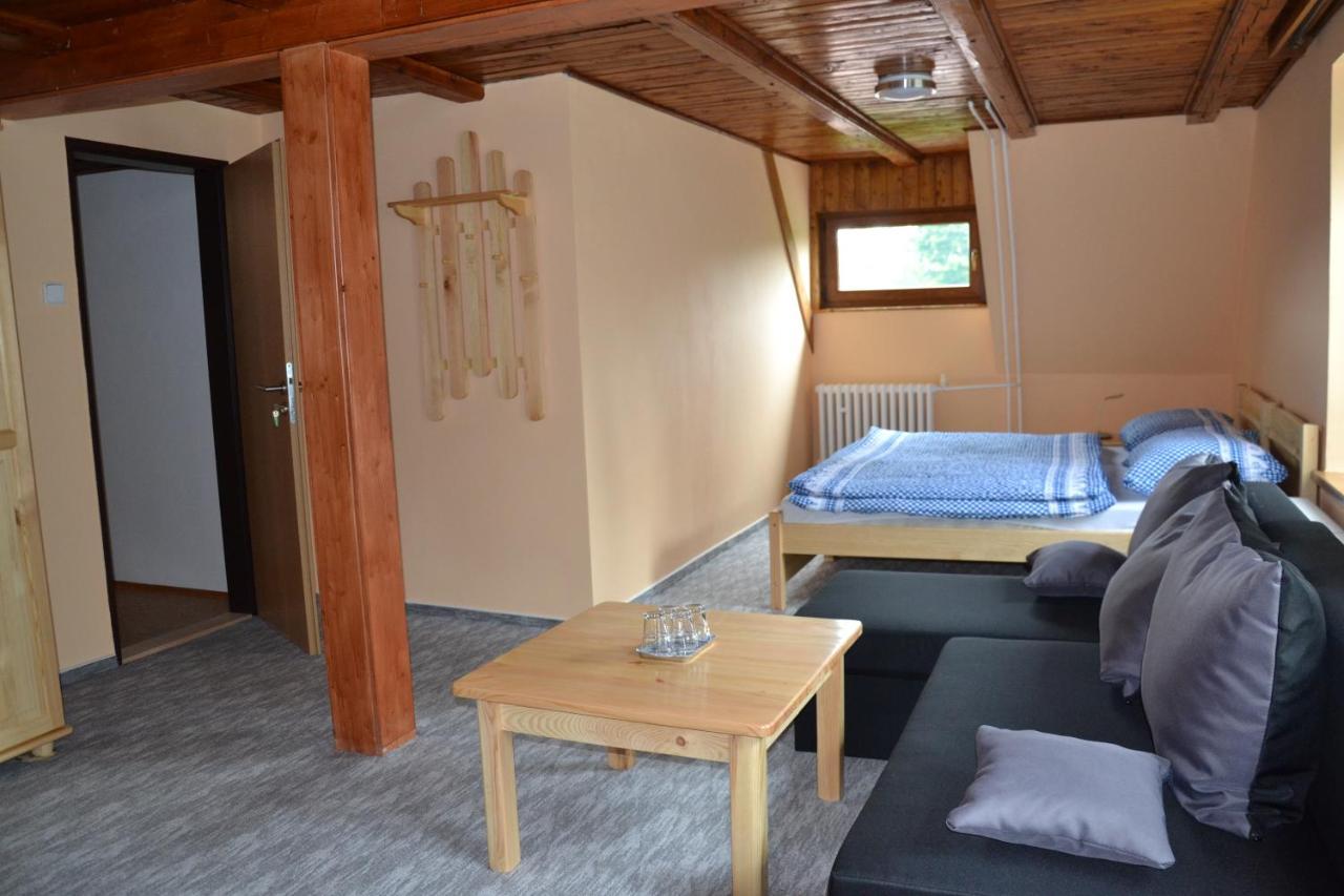 Penzion Pod Severakem Lučany nad Nisou Buitenkant foto